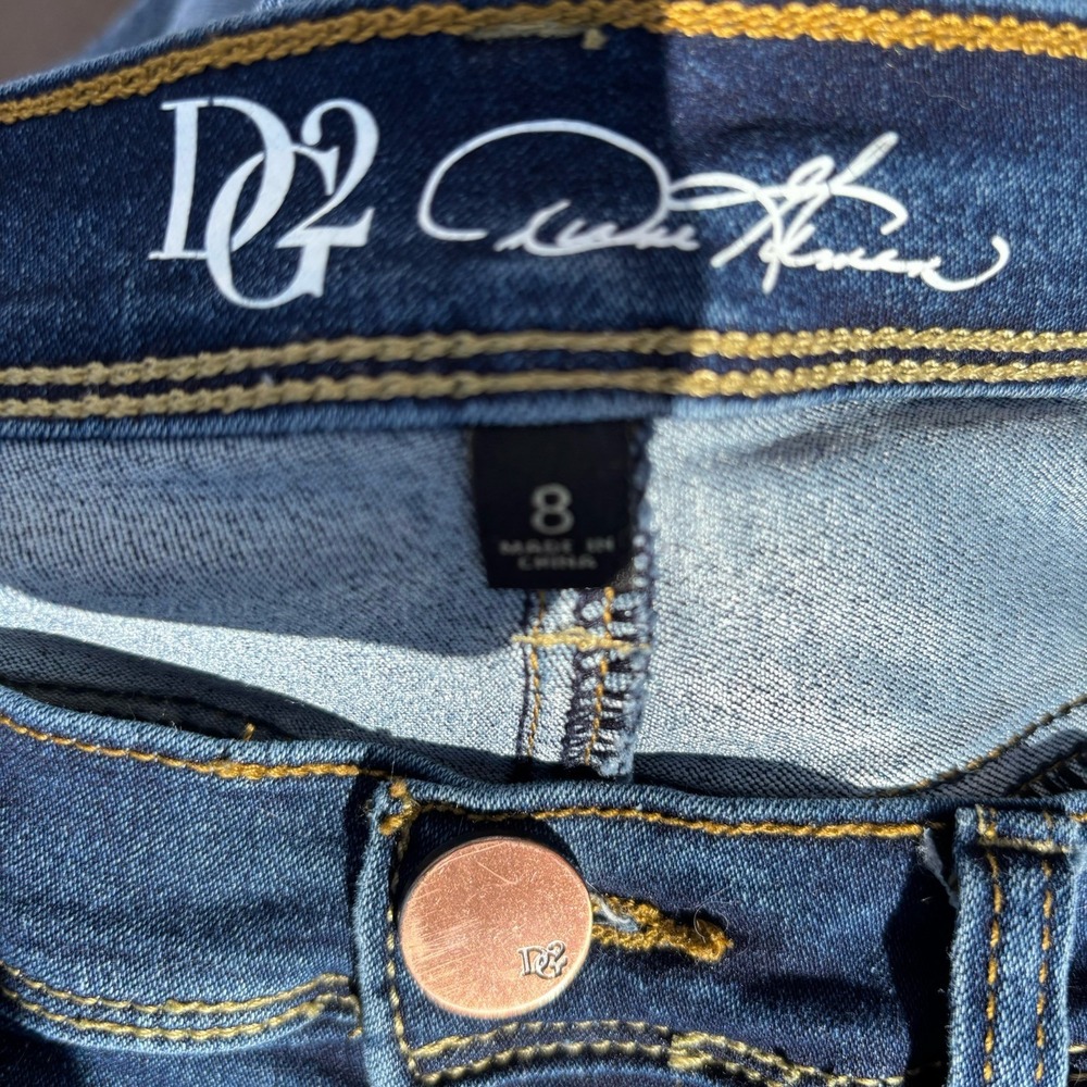 DG2 Diane Gilman Jeans Size 8/30x31 Bootcut Stretch Denim Blue Jeans Women's - Picture 4 of 10